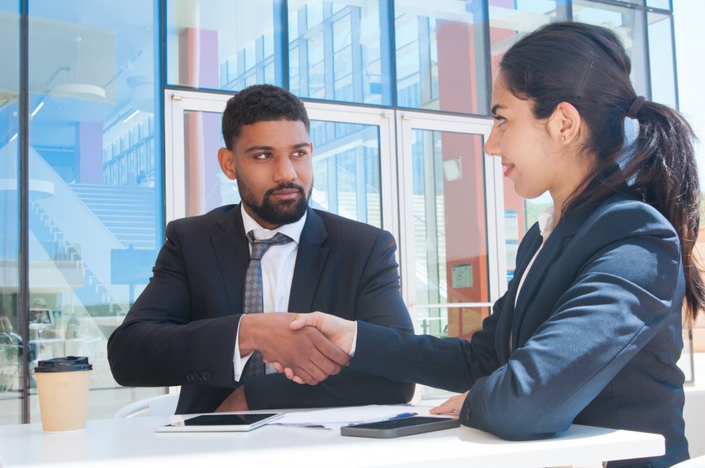 GCC Contract Staffing vs Permanent Hiring: Which Model Works Best?